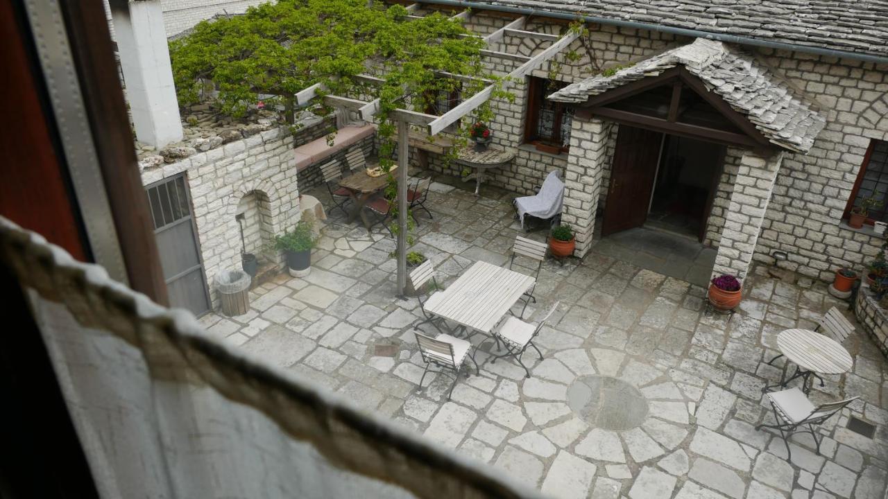 Vikos 3* מונודנדרי